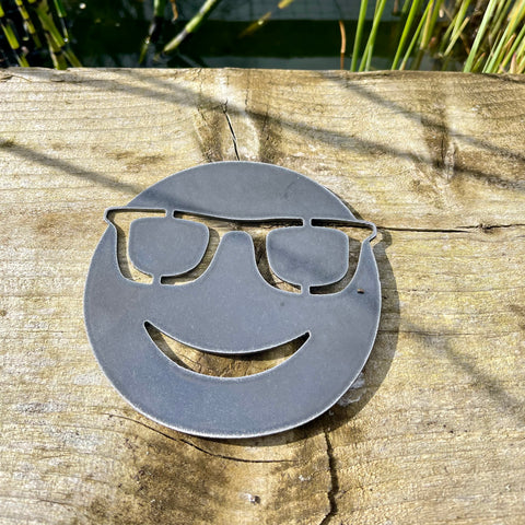 'Mr Cool' Emoji Metal Art Mobile