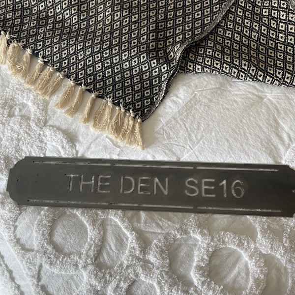 ‘The Den SE16’ Millwall Football Club Metal Street Sign