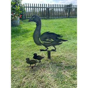 Goose & 2 Goslings Garden Stake - Natural or Chalk White